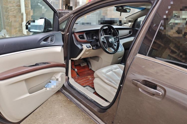 Used Buick GL8 2015 2.4L Luxury Business Premium Edition