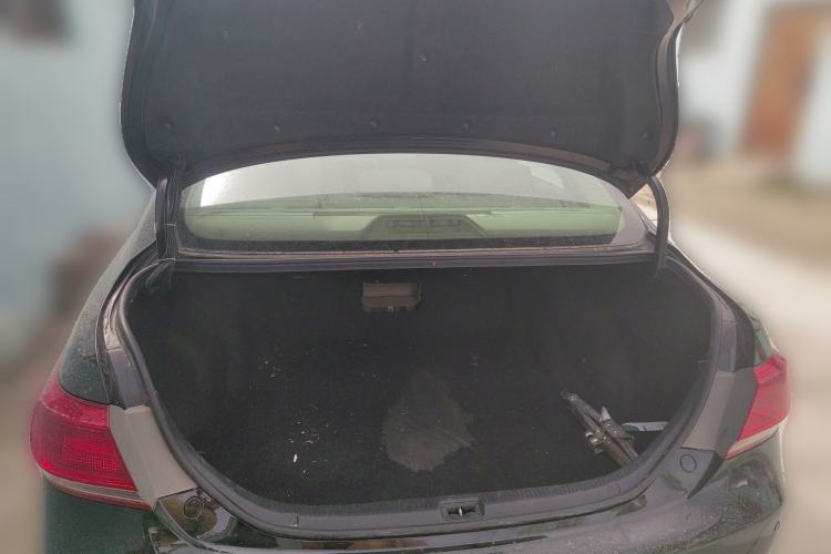 Used Toyota Camry 2012 200E Classic Elite Edition Trunk