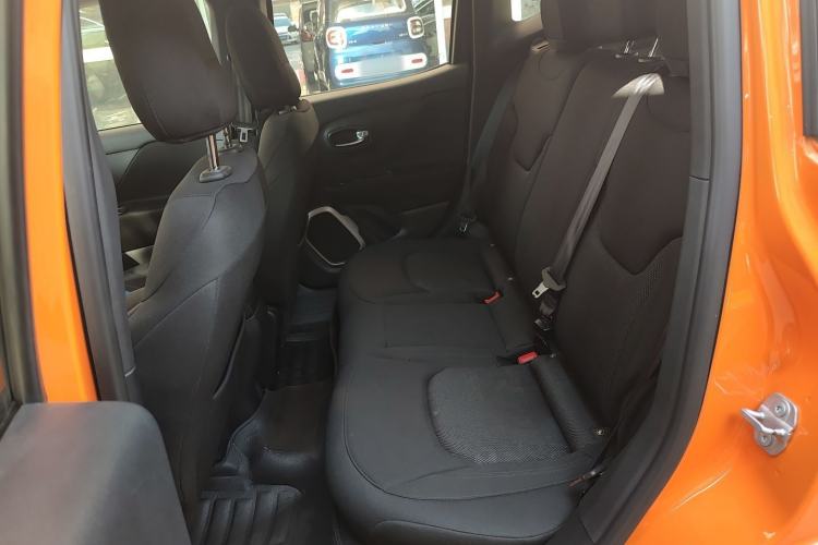 Used Jeep Renegade 2018 Connected Large Screen Version 180T Automatic High-Energy Edition