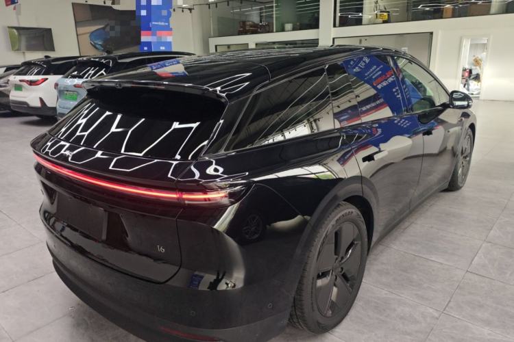 Used Li Auto i6 2025 Model Two-Wheel-Drive Standard Type Rear Right 45 Deg