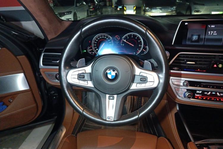 Used BMW 7 Series 2018 740Li xDrive Luxury Edition M Sport Package Steering Wheel