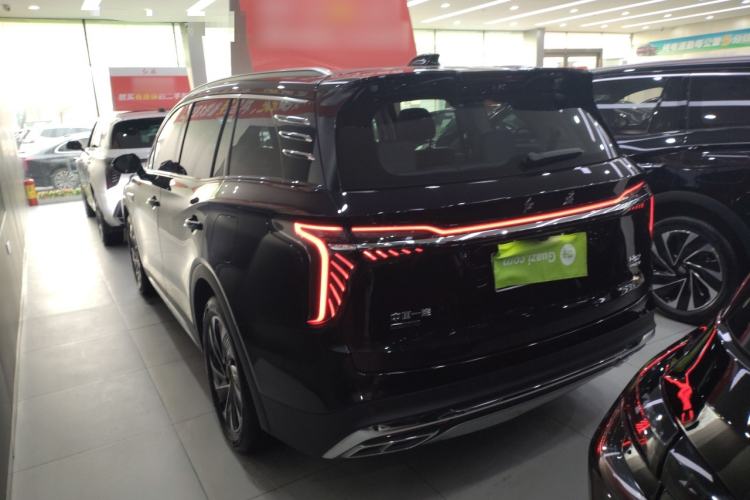 Used Hongqi HS7 PHEV 2024 2.0T PHEV Four-Wheel Drive Flagship Edition 6 Seats
