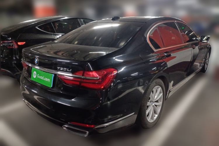 Used BMW 7 Series 2017 730Li Luxury Model