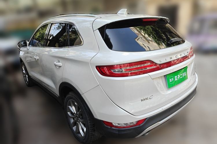 Used Lincoln MKC 2018 2.0T Two-Wheel Drive Luxury Edition Rear Left 45 Deg