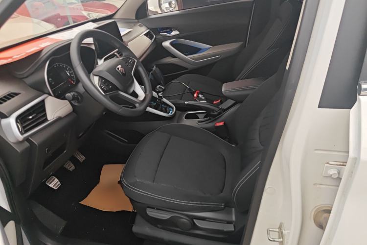 Used Baojun 510 2019 1.5L Manual Enjoyment Model 77kW China VI Emission Standard
