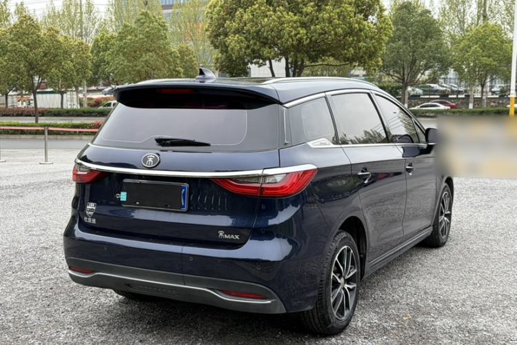 Used BYD Song MAX 2017 1.5T Automatic Smart Connect Elite 7-Seater