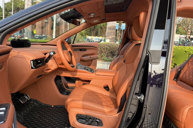 Used Hyptec HT 2024 825鸥翼 LiDAR Edition Left Front Seat