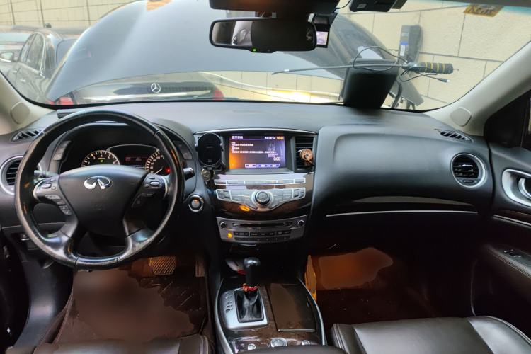 Used Infiniti QX60 2014 2.5 S/C Hybrid All-Wheel-Drive Versatile Edition