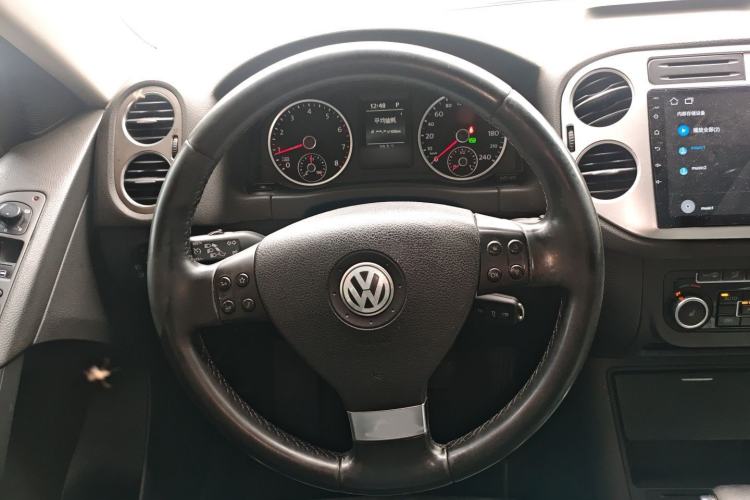 Used Volkswagen Tiguan 2009 2.0 TSI Luxury Edition Steering Wheel