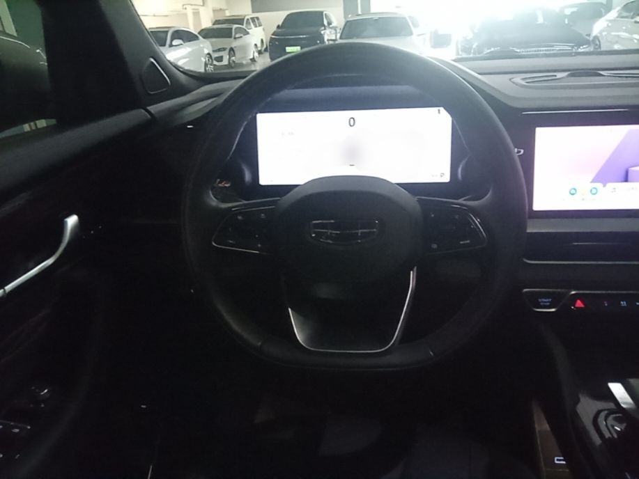Geely Auto Monjaro L 2024 2.0TD DCT EVO Two-Wheel Drive Long-Range Version — снимка 13