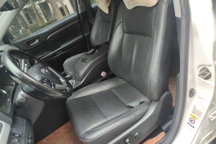 Used Toyota Highlander 2018 2.0T Four-Wheel Drive Ultimate Edition 7-Seater Emission Standard China V
