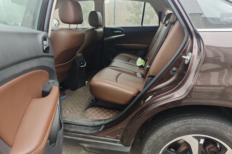 Used BYD S7 2015 2.0T Upgraded Automatic Luxury Version