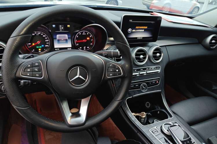 Used Mercedes-Benz C-Class 2017 Facelift C 200 Station Wagon