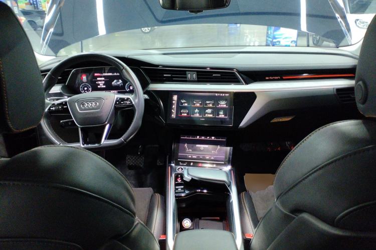 Used Audi e-tron 2021 50 quattro Prestige Edition
