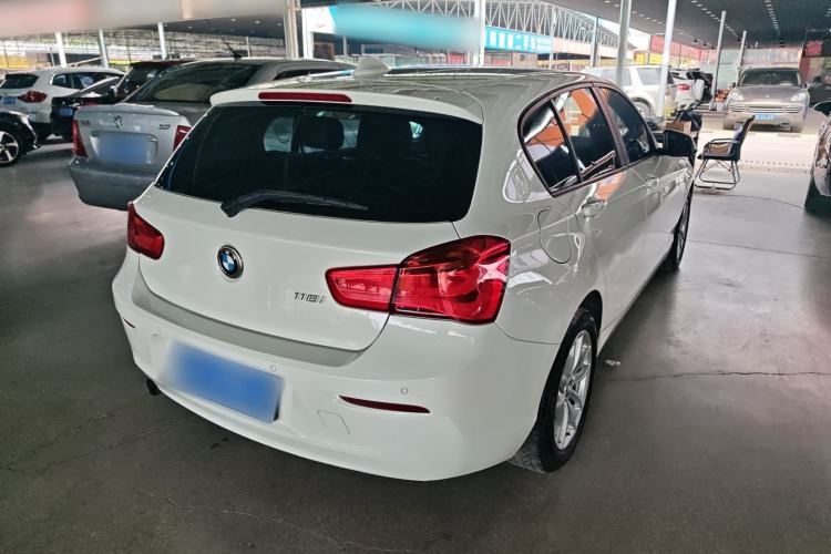 Used BMW 1 Series 2016 118i Leading Model Rear Right 45 Deg