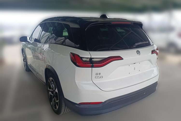 Used Nio ES8 2018 355 km Base Version 7-Seater Edition Rear Left 45 Deg