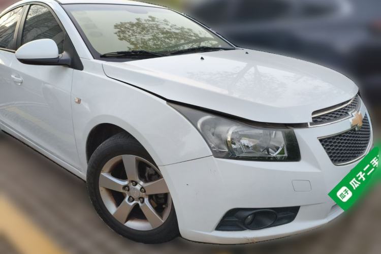 Used Chevrolet Cruze 2013 1.6L SE MT Front Right 45 Deg