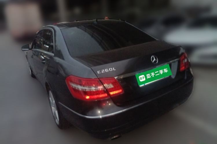 Used Mercedes-Benz E-Class 2013 E 260 L CGI Stylish Model
