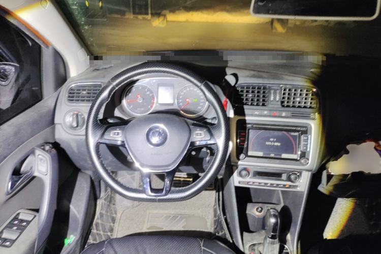 Used Volkswagen Polo 2014 1.6L Cross Polo Automatic