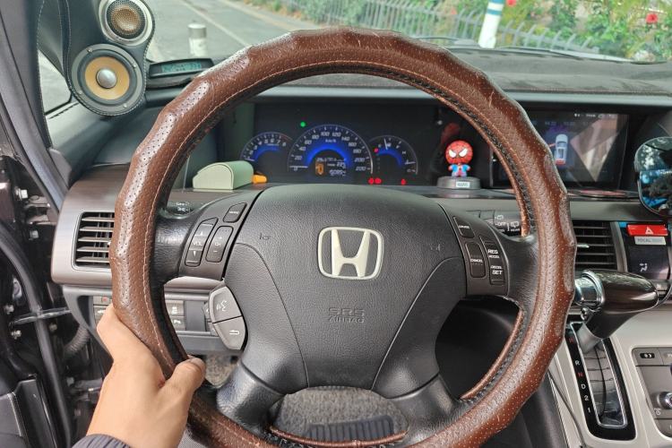 Used Honda Elysion 2012 2.4L VTi-S Prestige Edition Steering Wheel
