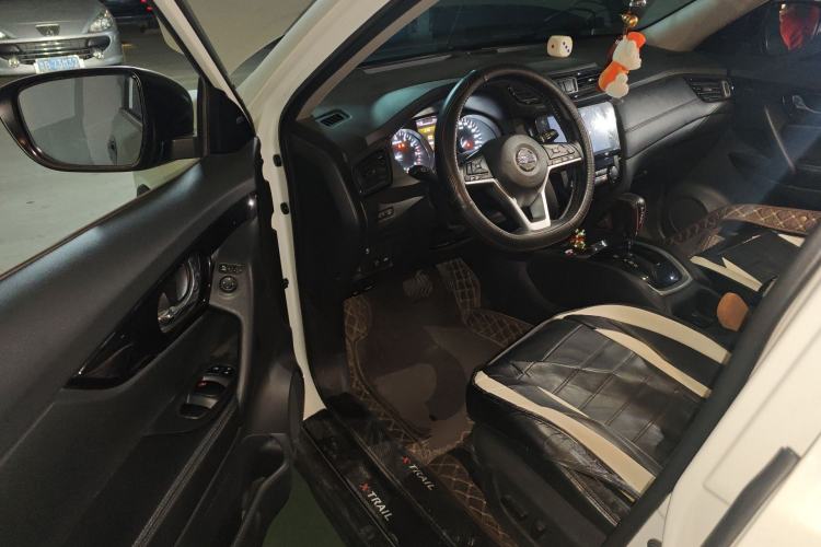 Used Nissan X-Trail 2019 2.0L CVT Smart Connect Comfort Edition 2WD
