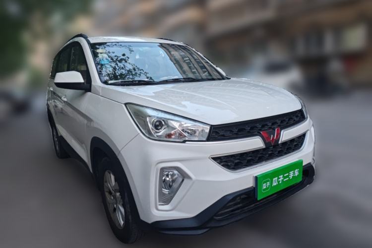 Used Wuling Hongguang S3 2018 1.5L Manual Comfort Model China V Standard Front Right 45 Deg