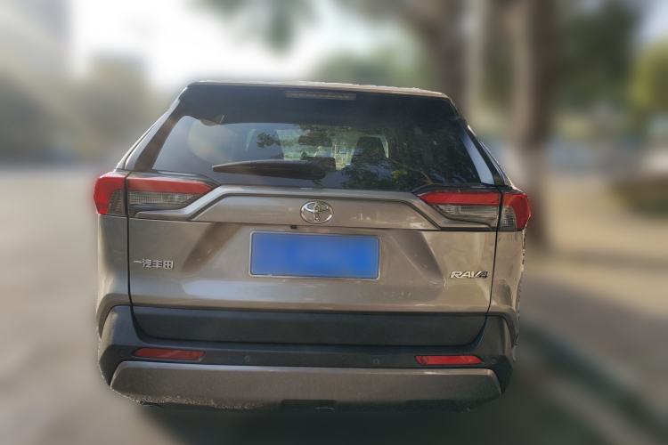 Used Toyota RAV4 2021 2.0L CVT Two-Wheel Drive Fashion PLUS Edition