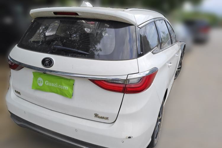 Used BYD Song MAX 2017 1.5T Automatic Smart Connect Elite 7-Seater
