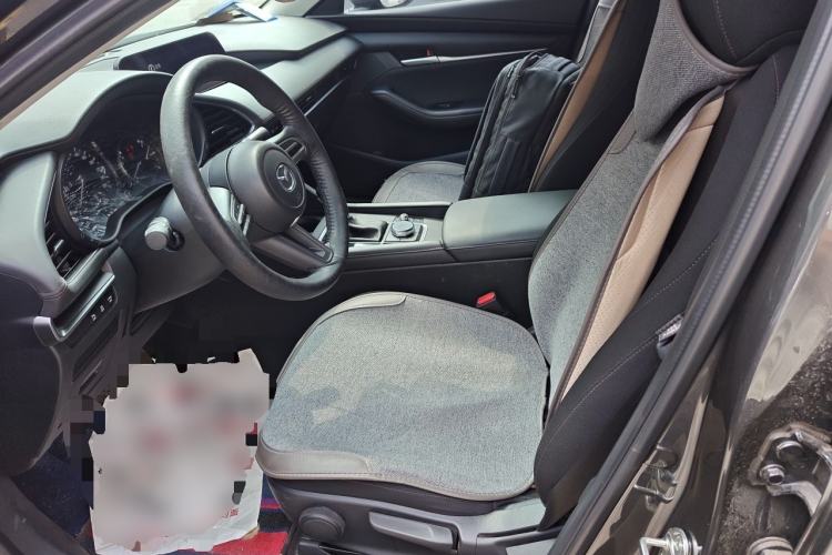 Used Mazda 3 Axela 2023 2.0L Automatic Zhiqing Edition
