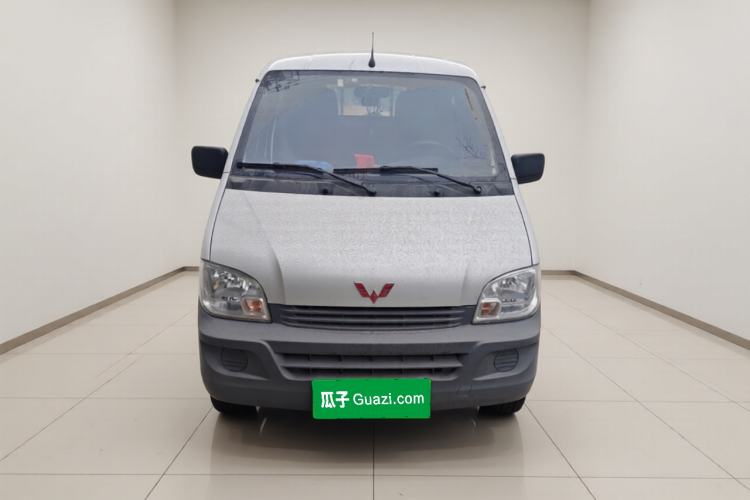 Used Wuling Zhiguang Small Truck 2023 1.5L Double-Cab LAR