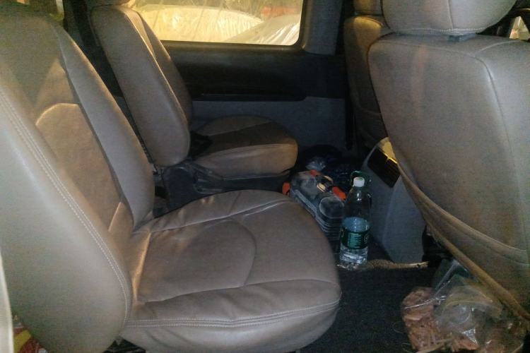 Used FORTHING Lingzhi 2013 M3 1.6L 7-Seater Luxury Model Left Rear Seat