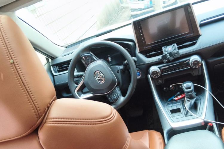 Used Toyota RAV4 2020 Dual-Engine 2.5L E-CVT Two-Wheel Drive Elite Edition Steering Wheel