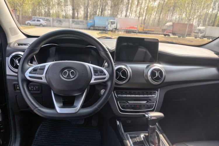 Used BAIC Beijing X5 2019 1.5T CVT Elite Version China VI
