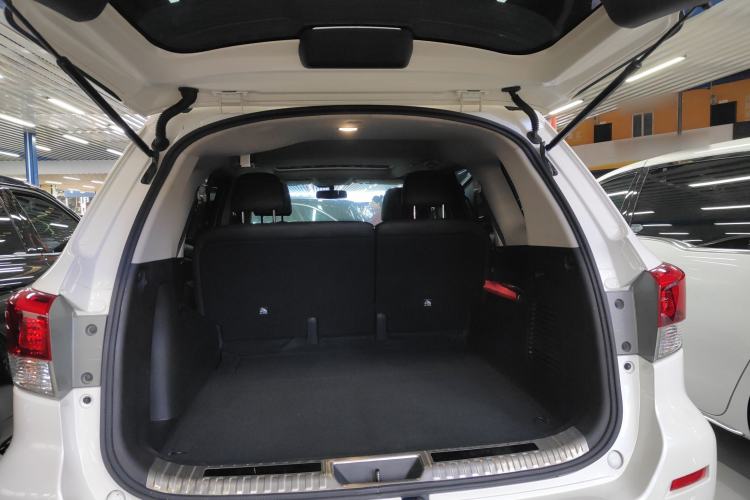 Used Nissan Terra 2020 2.5L XL Upper 4WD Automatic Four-Wheel Drive Luxury Edition Trunk