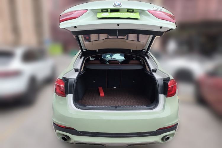 Used BMW X6 2015 xDrive28i Trunk