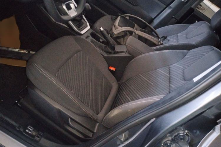 Used Wuling Alvez 2022 1.5L Manual Free-Style Model