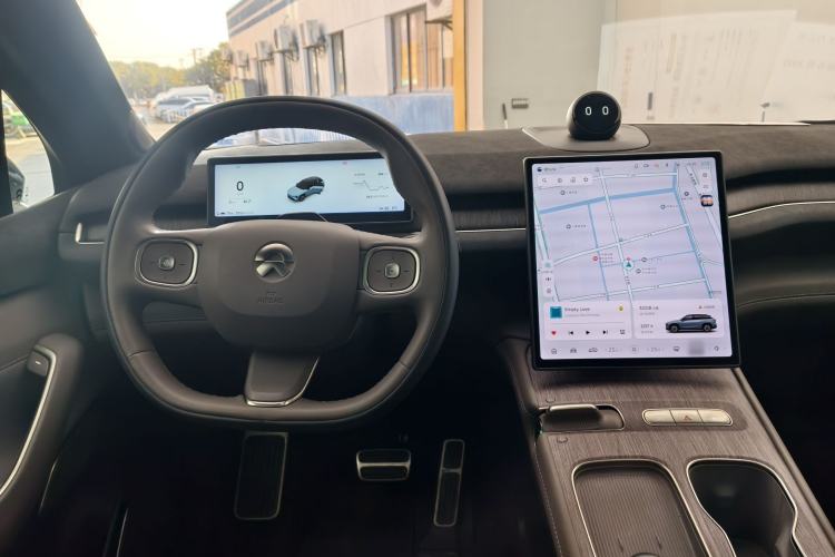 Used Nio ES7 2022 75 kWh Audio And AC Panel