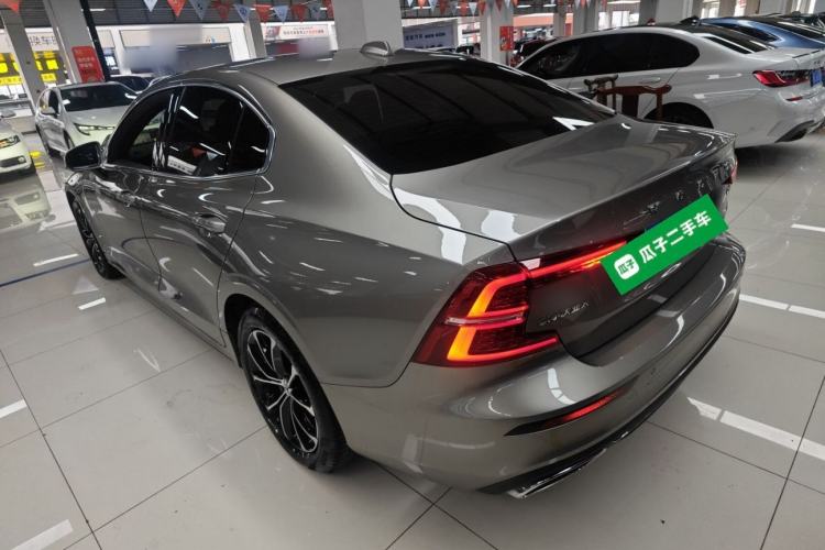 Used Volvo S60 2020 T4 Zhiyi Luxury Edition