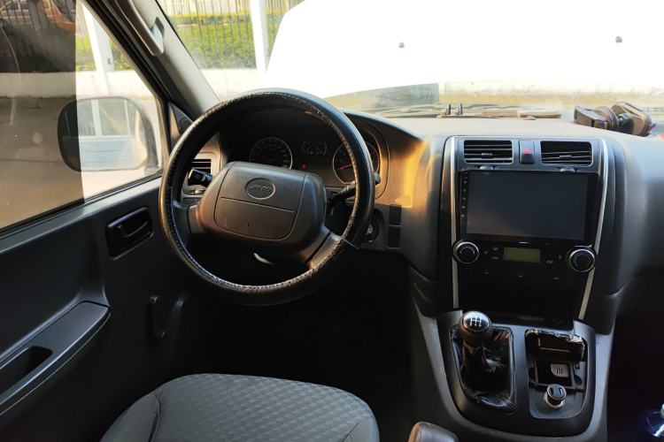 Used Jinbei Express 2017 2.0L Standard Version V19