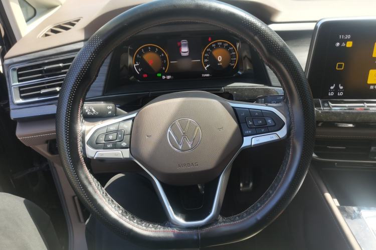 Used Volkswagen Viloran 2023 380TSI Luxury Edition Steering Wheel