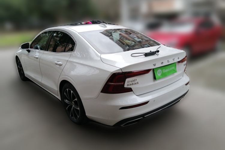 Used Volvo S60 2020 T4 Zhiyi Luxury Edition
