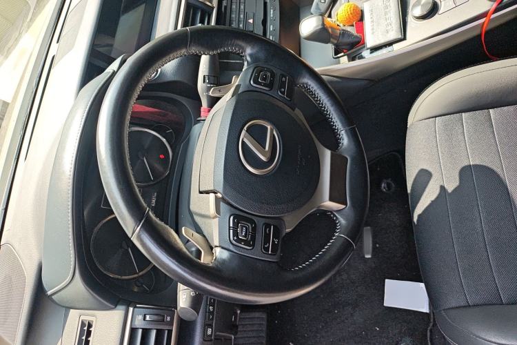 Used Lexus IS 2017 300 Leading Edition
