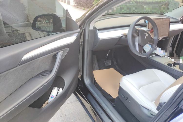 Used Tesla Model Y 2022 Rear-Wheel-Drive Version