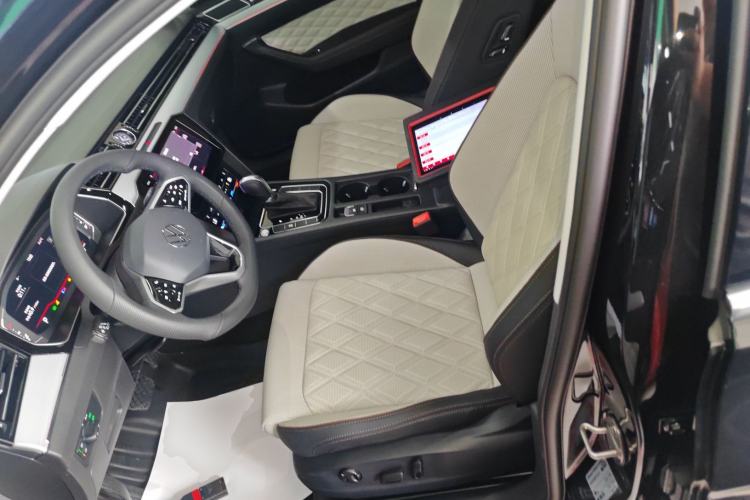 Used Volkswagen Magotan 2025 Revised Version 2 Zhongxiang Edition 330TSI DSG Luxury Trim Left Front Seat