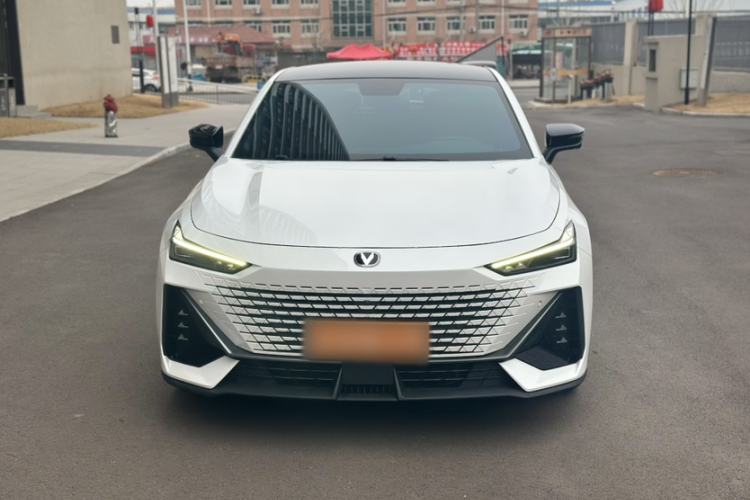 Used CHANGAN UNI-V 2022 1.5T Prestige Version