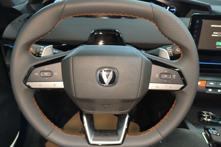 Used Changan UNI-V 2025 1.5T 500Bar High-Energy Version