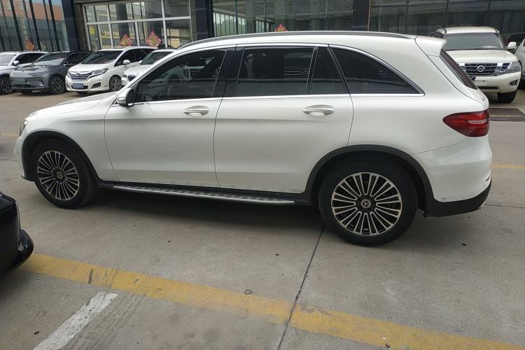 Used Mercedes-Benz GLC 2019 GLC 260 L 4MATIC Dynamic Model Exterior 3