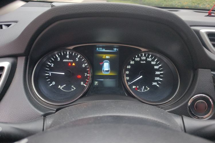 Used Nissan X-Trail 2015 2.0L CVT Comfort MAX Edition 2WD