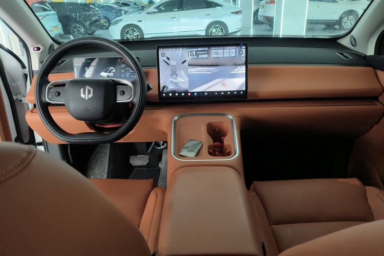 Used Leapmotor C16 2026 Extended-Range 280 LiDAR Zhizun Edition 6 Seats