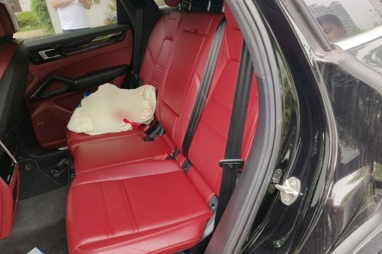 Used Porsche Cayenne 2019 Cayenne 3.0T Left Rear Seat